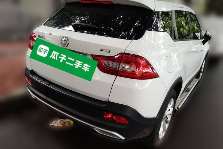 Used Brilliance V3 2020 1.6L Manual Comfort Starry Edition