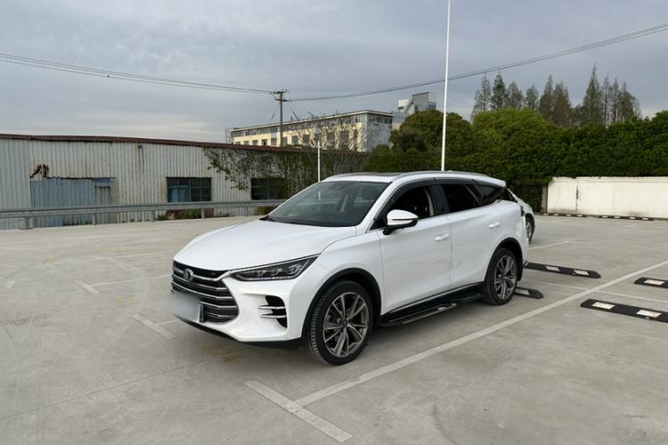 Used BYD Tang New Energy 2020 DM 2.0T Dual-Engine All-Wheel Drive Prestige 7-Seater China VI Standard