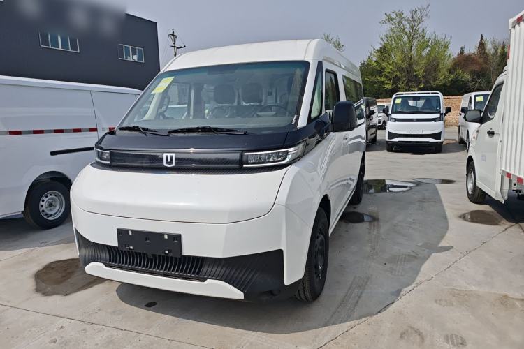 Used Farizon Super VAN 2025 Zhifu Edition, Short-axle Mid-roof 68kWh ZhiXin Exterior 1