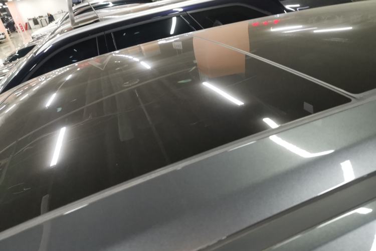 Used Changan UNI-K 2023 2.0T Two-Wheel Drive YueShang Trim
