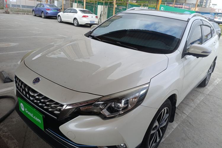 Used Venucia T90 2018 2.0L CVT Smart Connect Luxury Edition China V Standard