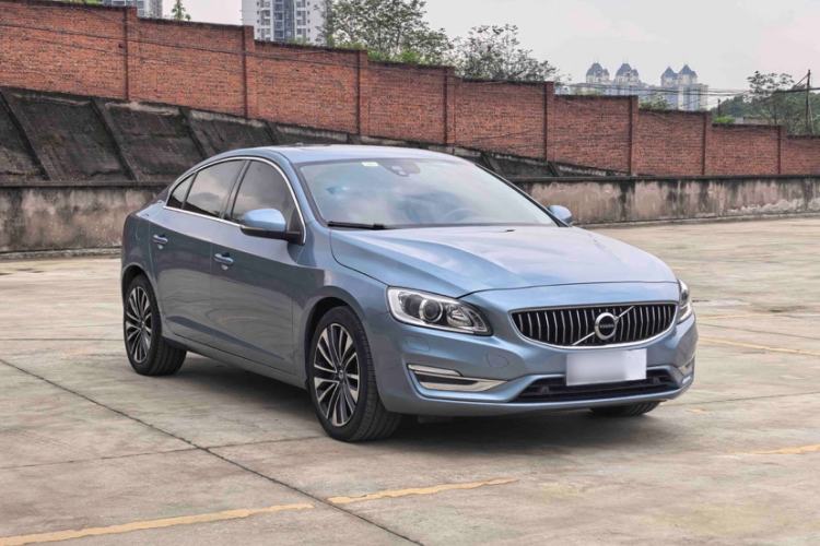 Used Volvo S60 2018 S60L T4 Smart & Ambitious Edition
