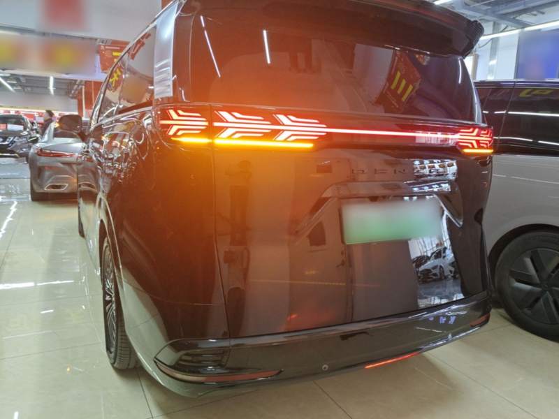 Used Denza D9 2024 DM-i 980 Four-Wheel Drive Prestige Model – Executive — 28
