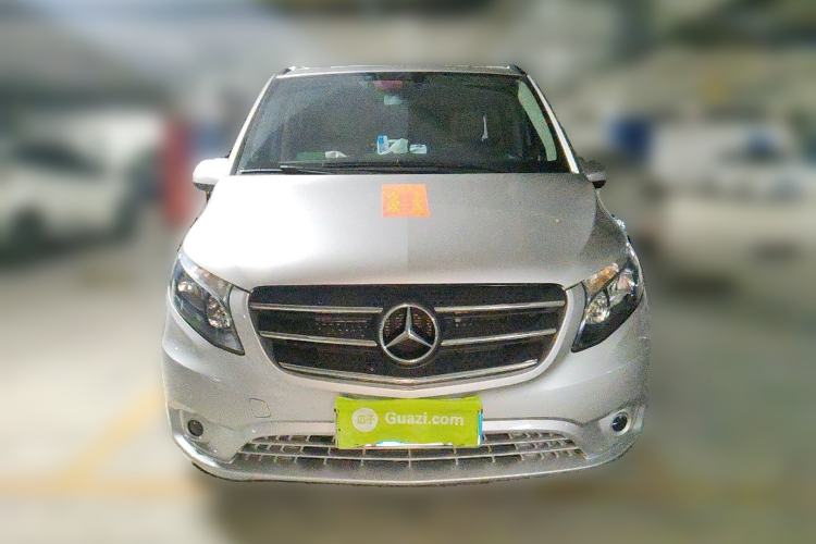 Used Mercedes-Benz Vito 2018 2.0T Elite Version 7 Seats China VI Emission Standard
