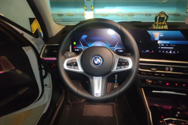 Used BMW i3 2024 eDrive 35 L Steering Wheel