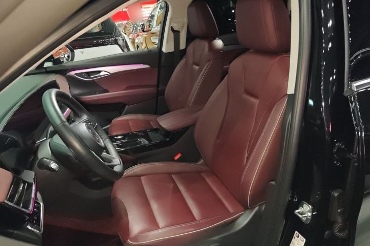 Used Buick Envision 2025 Encore Plus 28T Two-Wheel-Drive Platinum Edition Left Front Seat