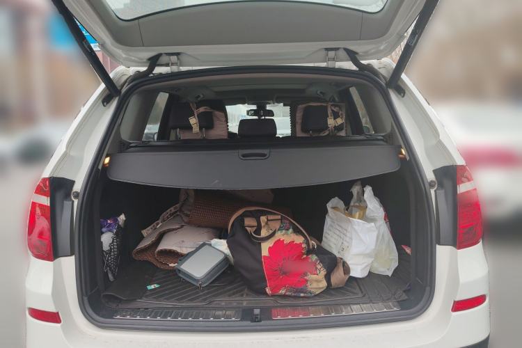 Used BMW X3 2013 Facelifted xDrive20i Luxury Edition Trunk