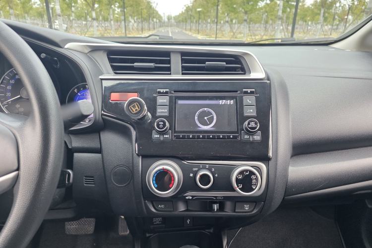 Used Honda Fit 2014 1.5L SE CVT Fashion Model