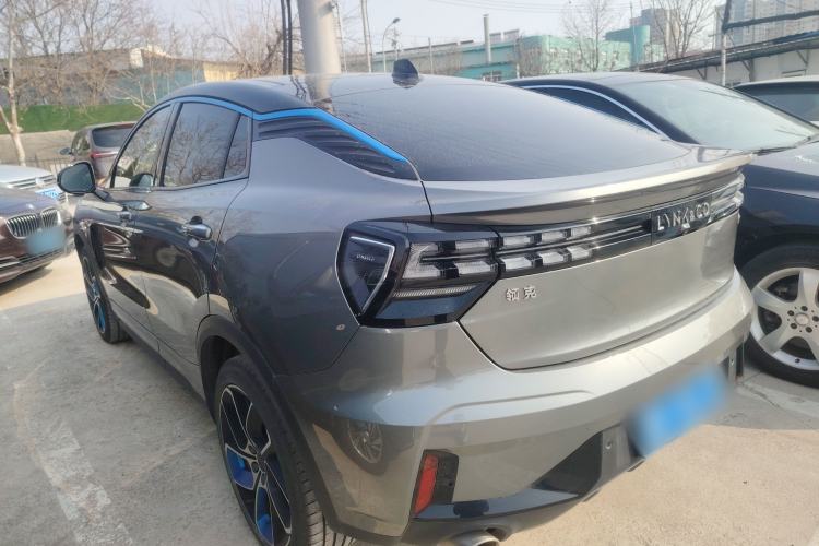 Used Lynk & Co 05 2020 2.0TD Two-Wheel Drive Shine Halo