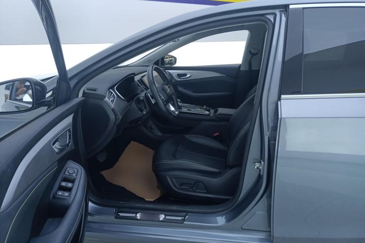 Used Roewe i6 MAX 2020 300TGI Automatic "Swell Cool Smart Drive" Edition
