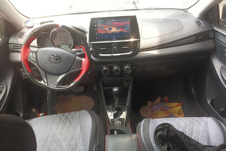Used Toyota Vios 2021 1.5L CVT Innovation Edition Center Console