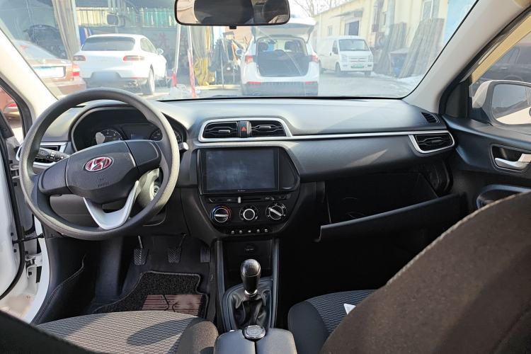 Used Hyundai Verna (older generation) 2017 1.4L Manual Refreshed Version China V Standard