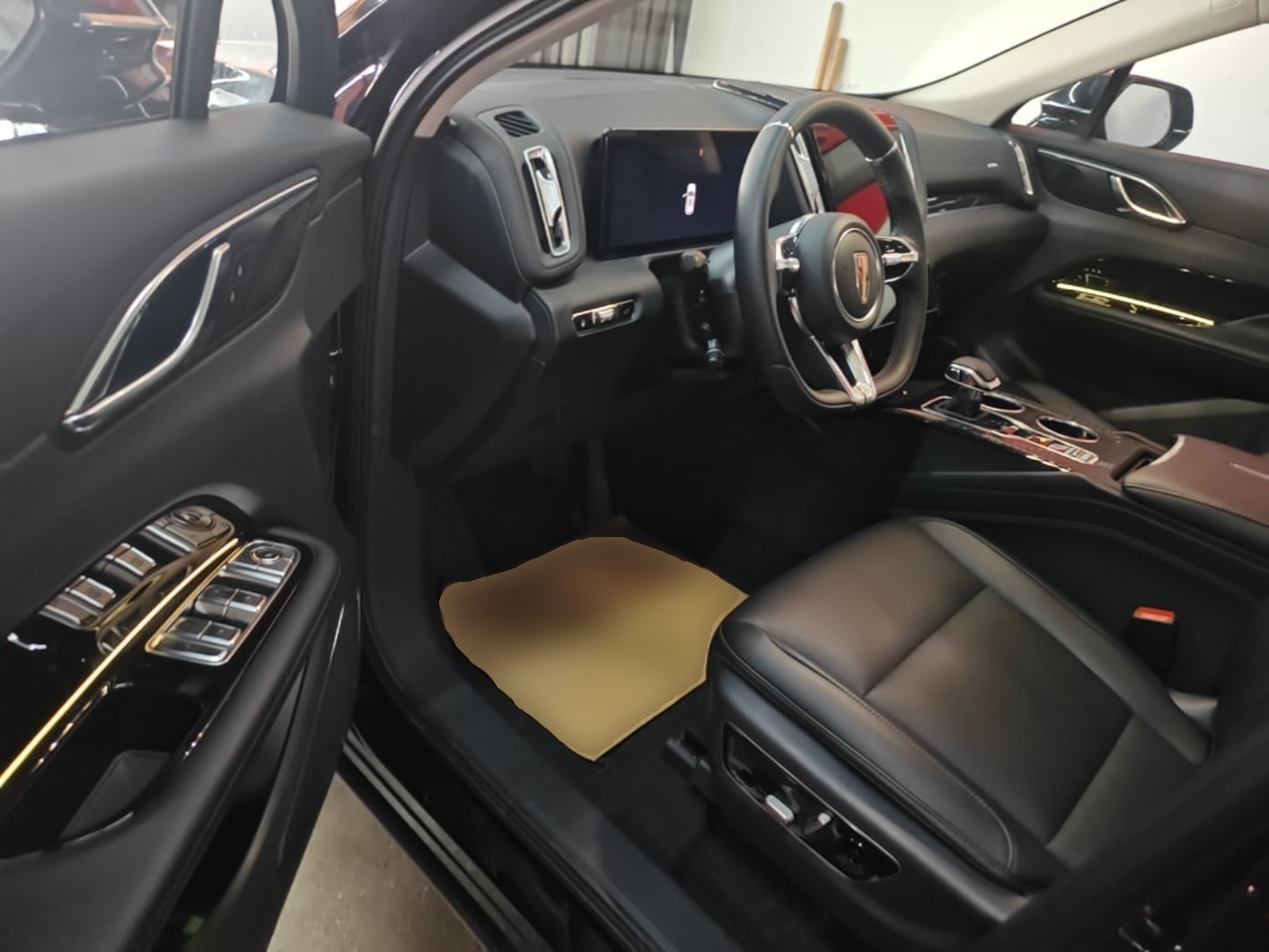 Hongqi HS3 PHEV 2025 Model 117km Jingwei Edition — снимка 18