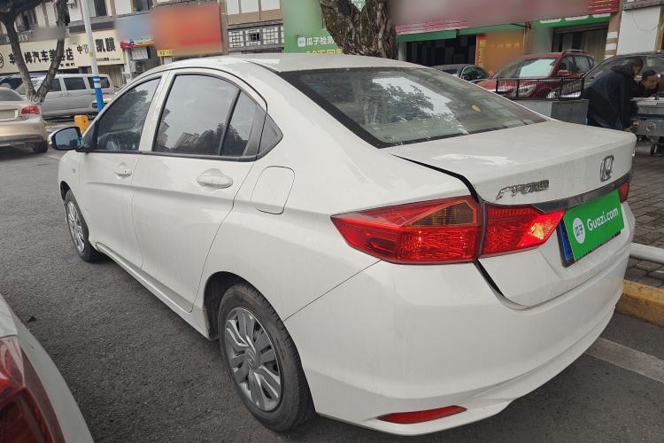 Used Honda City 2015 1.5L manual Comfort version