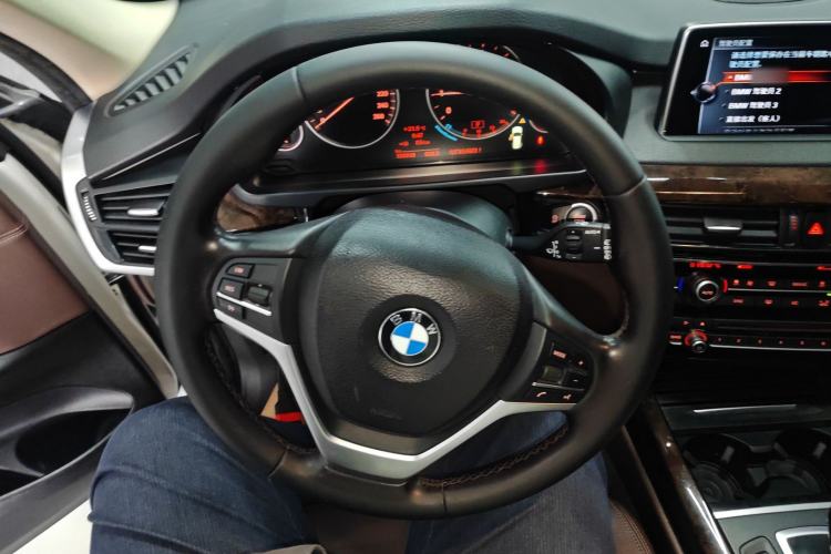 Used BMW X5 2017 xDrive28i
