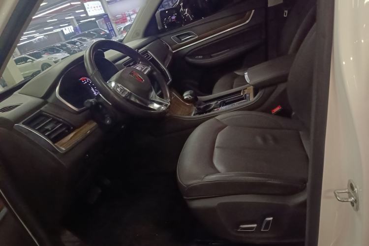 Used Roewe RX8 2019 30T Smart Connectivity Two-Wheel Drive Supreme Flagship Edition