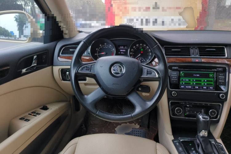 Used Skoda Superb 2013 1.8TSI Automatic Yashi Edition