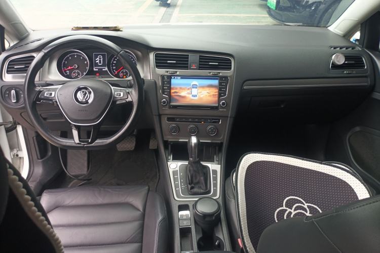 Used Volkswagen Golf 2016 230TSI Automatic Luxury Version