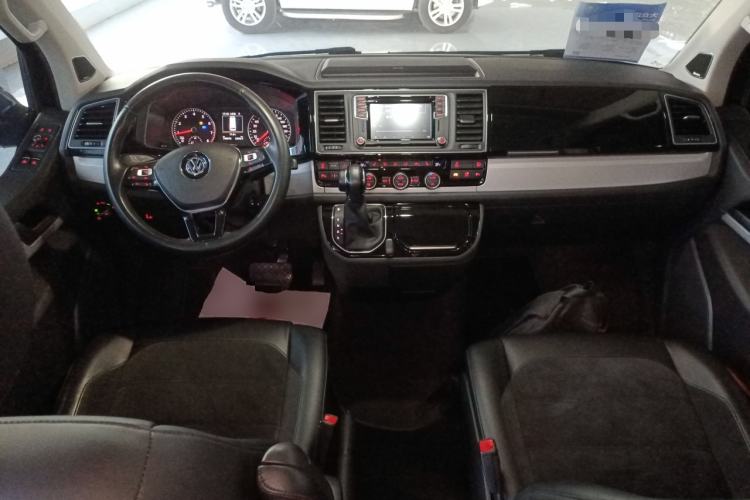 Used Volkswagen Multivan 2018 2.0 TSI 4x4 Style Edition 7 Seats
