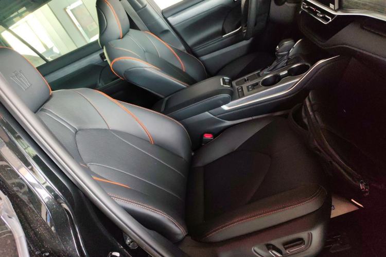 Used Toyota Crown Kluger 2026 Model 2.5L HEV Two-Wheel-Drive Luxury Edition