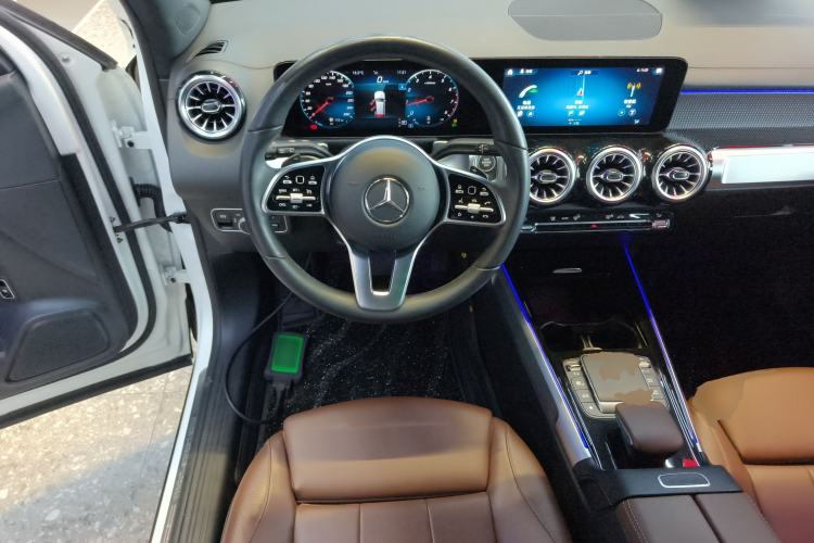 Used Mercedes-Benz GLB 2022 GLB 200 Dynamic Edition Steering Wheel