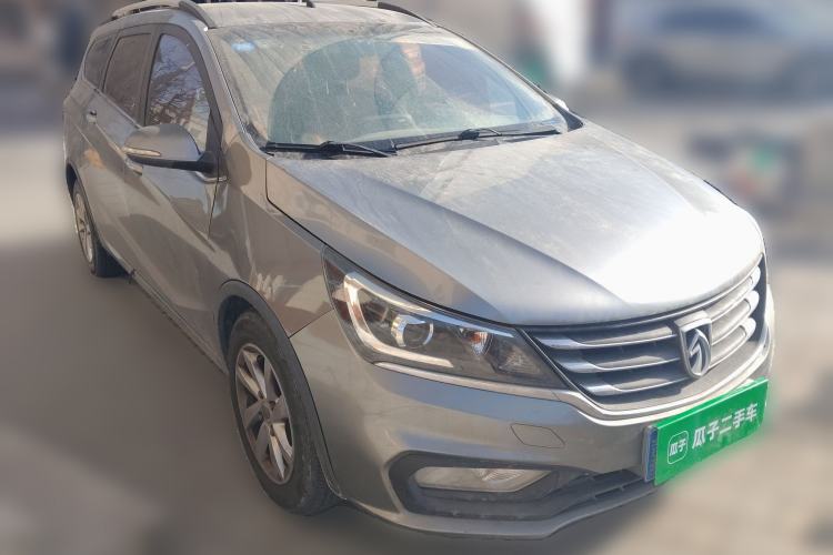 Used Baojun 310W 2017 1.5L Manual Fashion Edition China VI
