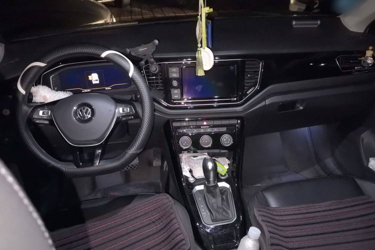 Used Volkswagen T-ROC 2020 280TSI DSG Two-Wheel Drive Comfort Version