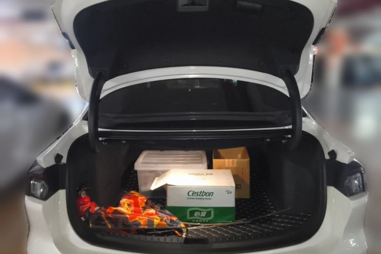 Used Ford Mondeo 2025 2.0T EcoBoost Ultimate Edition Trunk