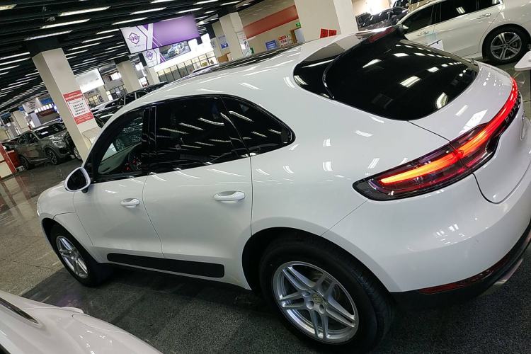 Used Porsche Macan 2021 Macan 2.0T