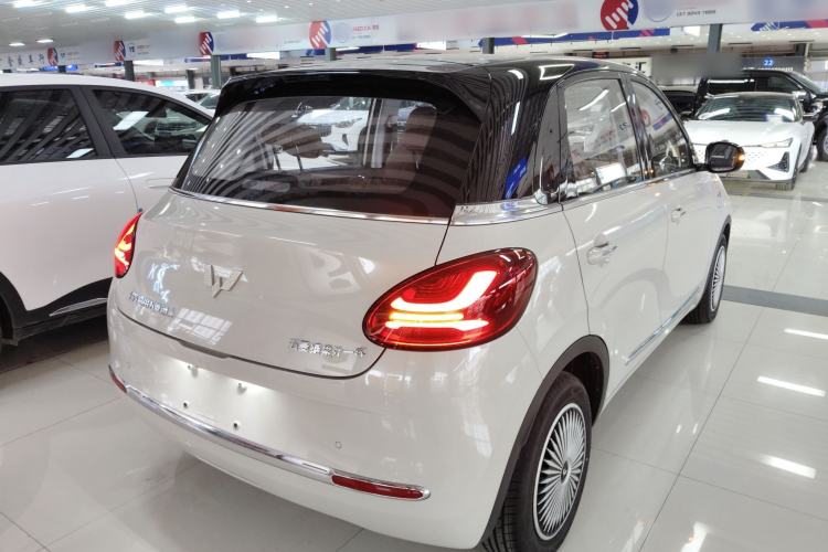 Used Wuling Bingo 2024 333 km Enjoyment Version Rear Right 45 Deg