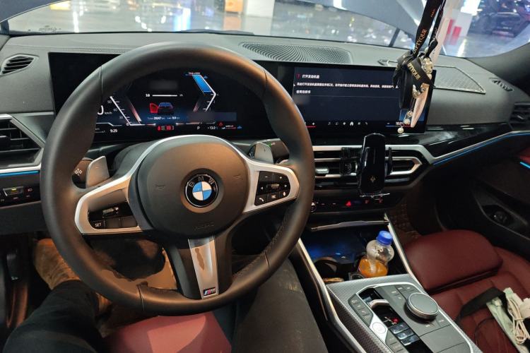 Used BMW 3 Series 2024 325i M Sport Night Edition Package Center Console