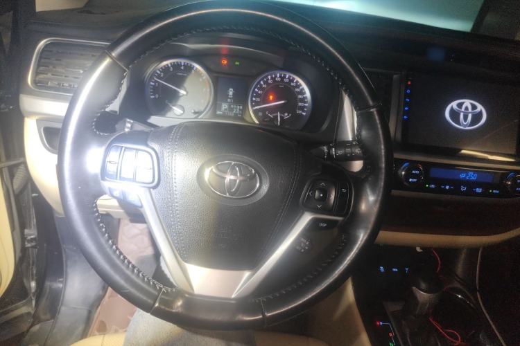 Used Toyota Highlander 2017 2.0T Four-Wheel Drive Luxury Edition 7 Seats
