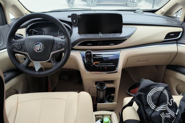 Used Buick GL8 2023 Land Executive Class 652T Luxury Model
