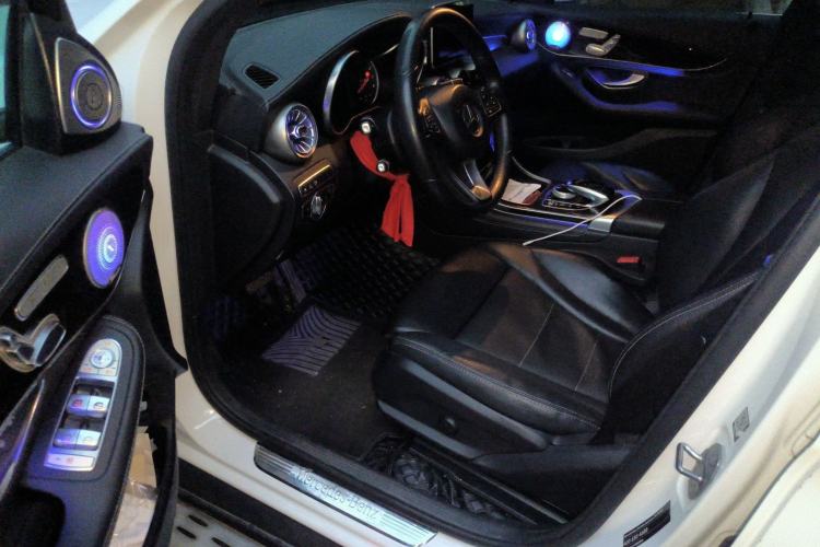 Used Mercedes-Benz GLC 2018 GLC 260 4MATIC Luxury Model