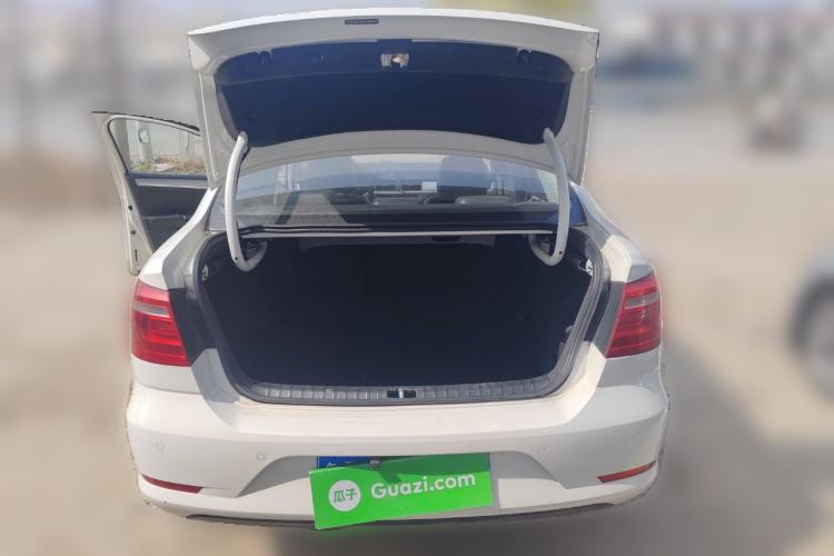 Used Volkswagen Bora 2013 1.6L Automatic Comfort Model Trunk