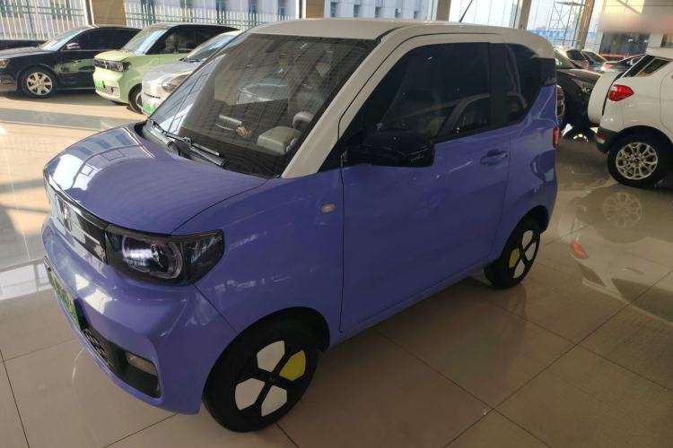 Used Wuling Hongguang MINIEV 2021 Macaron Sandwich Model 120 km Lithium NMC