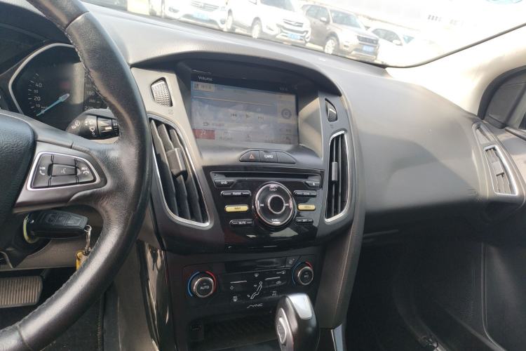 Used Ford Focus 2015 Sedan 1.6L Automatic Trend Model