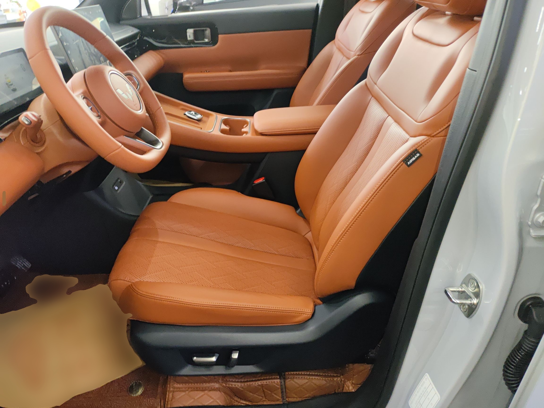 Переднее сиденье в автомобиле