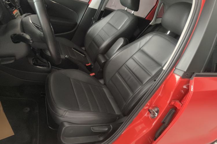 Used Volkswagen Polo 2014 1.6L Automatic Luxury Edition
