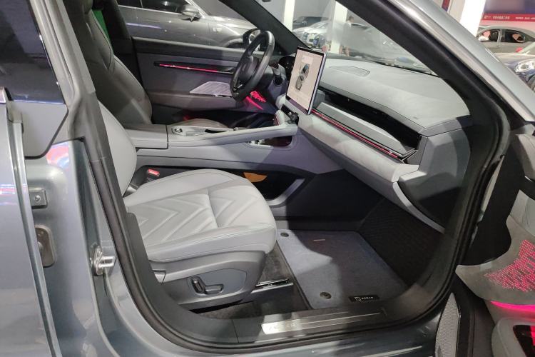 Used Zeekr 001 2022 Ultra-Long Range Dual-Motor ME Version
