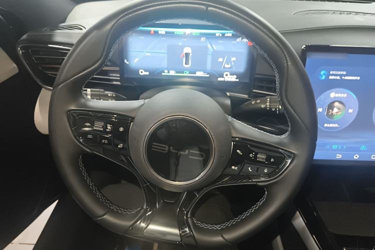 Used BYD Seal 2022 550 km Standard Range Rear-Wheel Drive Elite Version