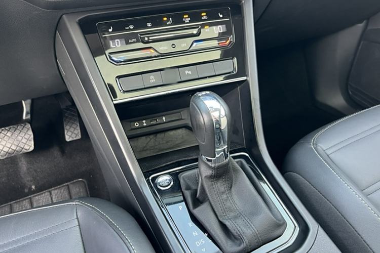 Used Volkswagen Touran 2021 Volkswagen Touran L 280TSI DSG Boundary Edition 7-Seater