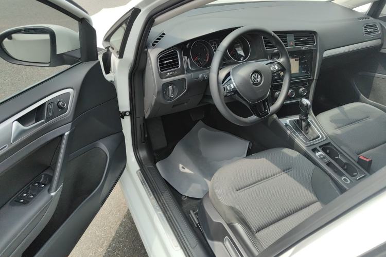 Used Volkswagen Golf 2019 1.6L Automatic Comfort Model China V Standard
