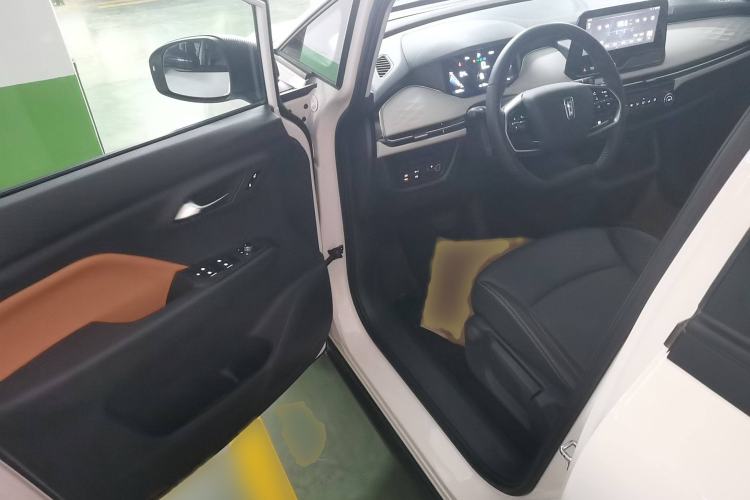 Used Bestune NAT 2023 PRO Comfort Travel Edition 419km Interior 3