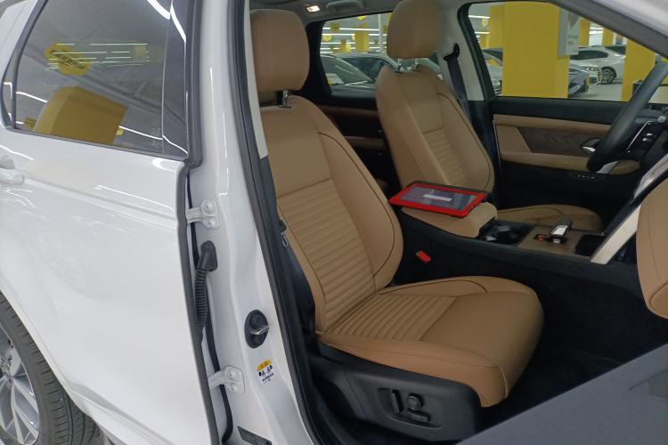 Used Land Rover Discovery Sport 2025 249 PS Performance Tech Edition
