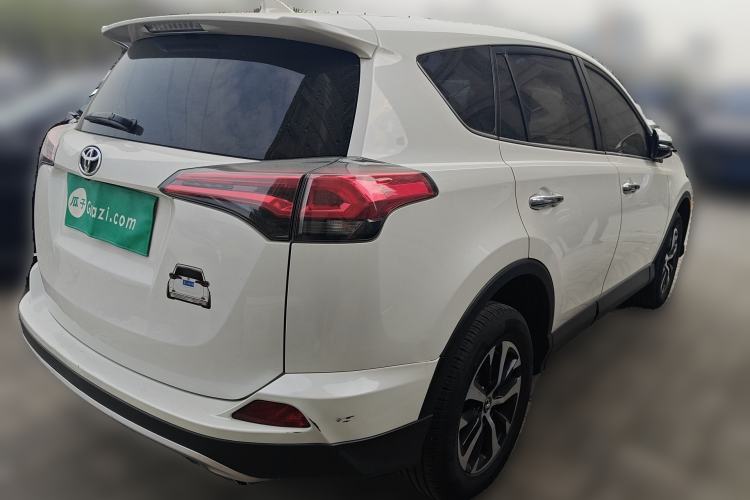 Used Toyota RAV4 2016 2.0L CVT Two-Wheel Drive Smart Edition China V Standard