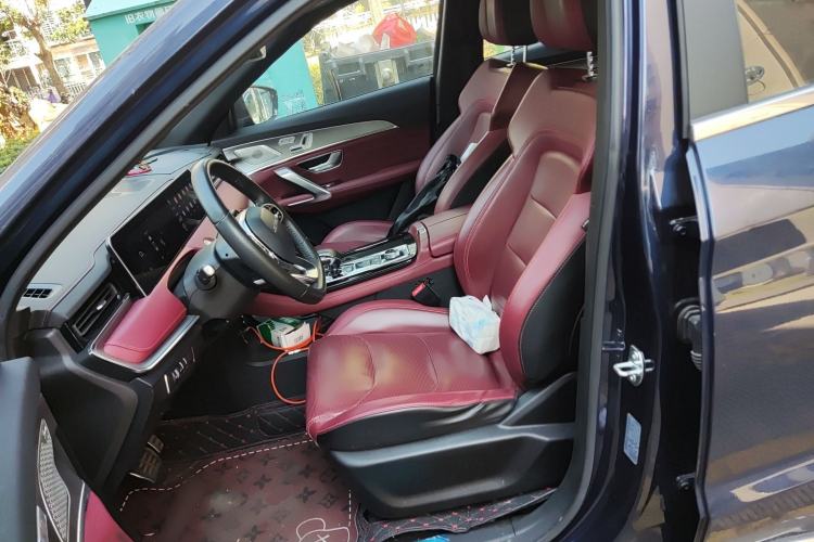 Used JETOUR X70 PLUS 2021 1.6T DCT Pro 7-seater
