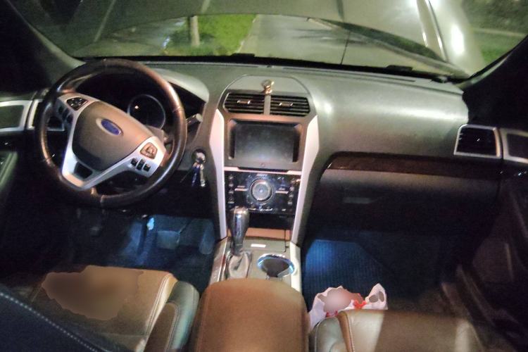 Used Ford Explorer 2013 3.5L Deluxe Model