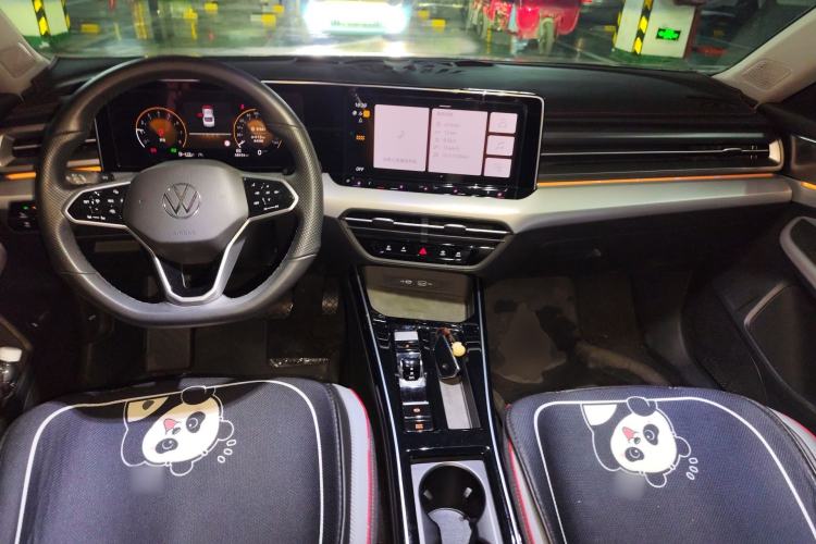 Used Volkswagen Lamando 2022 Lavida L 280TSI DSG Cool & Spicy Edition Center Console