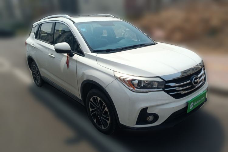 Used GAC Trumpchi GS4 2015 200T Manual Elite Edition Front Right 45 Deg